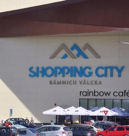 Shopping Cyti Cu 5 Apartment Râmnicu Vâlcea Exterior foto